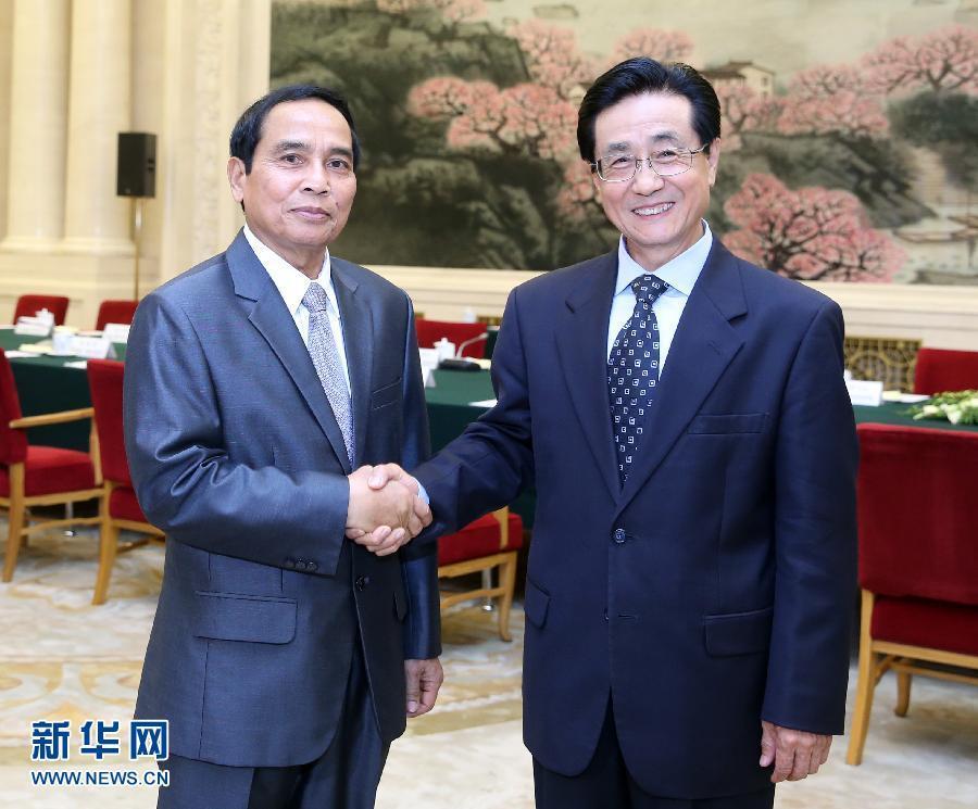 7月7日，中共中央書記處書記、中央紀委副書記趙洪祝在北京同老撾人民革命黨中央政治局委員、中央紀委書記、政府副總理本通率領的老撾人民革命黨代表團舉行工作會談。新華社記者 姚大偉 攝 