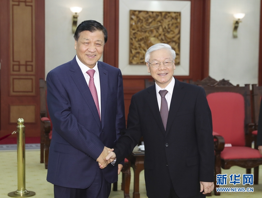 應越南共產黨邀請，中共中央政治局常委、中央書記處書記劉云山9月18日至19日對越南進行正式訪問。這是9月18日，劉云山在河內會見越共中央總書記阮富仲。 新華社記者 丁林 攝
