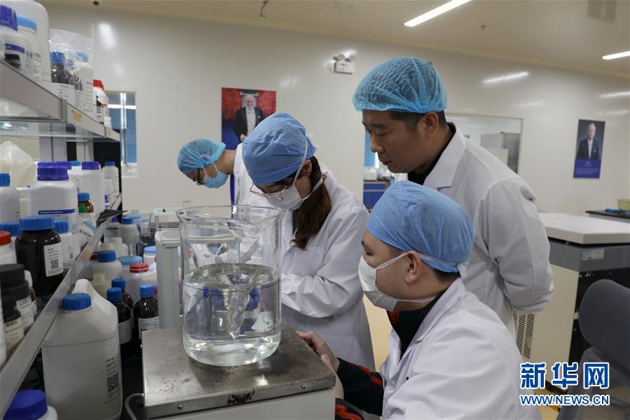 （在習(xí)近平新時(shí)代中國特色社會主義思想指引下——新時(shí)代新作為新篇章·圖文互動）（5）從種地到“種”高科技產(chǎn)業(yè)——“改革村”的新思維