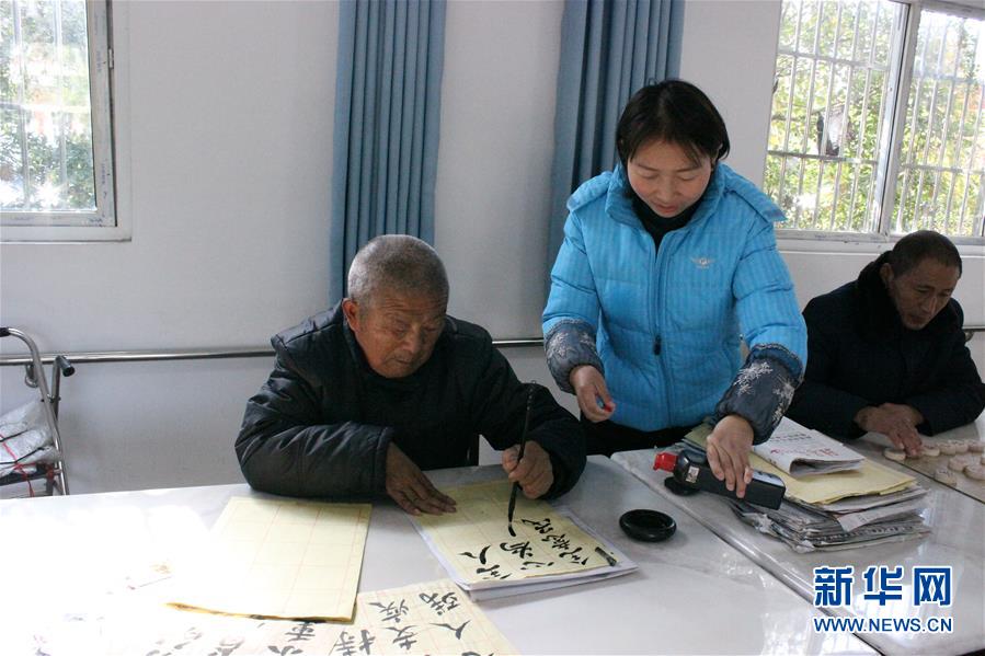 （在習近平新時代中國特色社會主義思想指引下——新時代新作為新篇章·總書記關切脫貧事·圖文互動）（3）醫療扶貧，照亮貧困家庭的明天