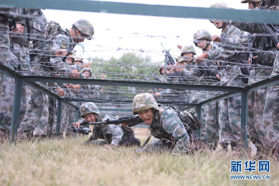 （在習近平強軍思想指引下·我們在戰(zhàn)位報告·圖文互動）（3）千里移防，鐵心跟黨走——南部戰(zhàn)區(qū)陸軍第75集團軍某紅軍旅政治建軍、練兵備戰(zhàn)記事