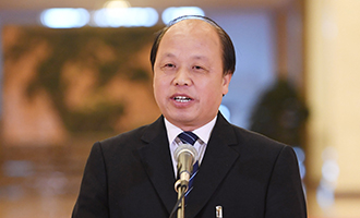 巨曉林代表接受采訪(fǎng)